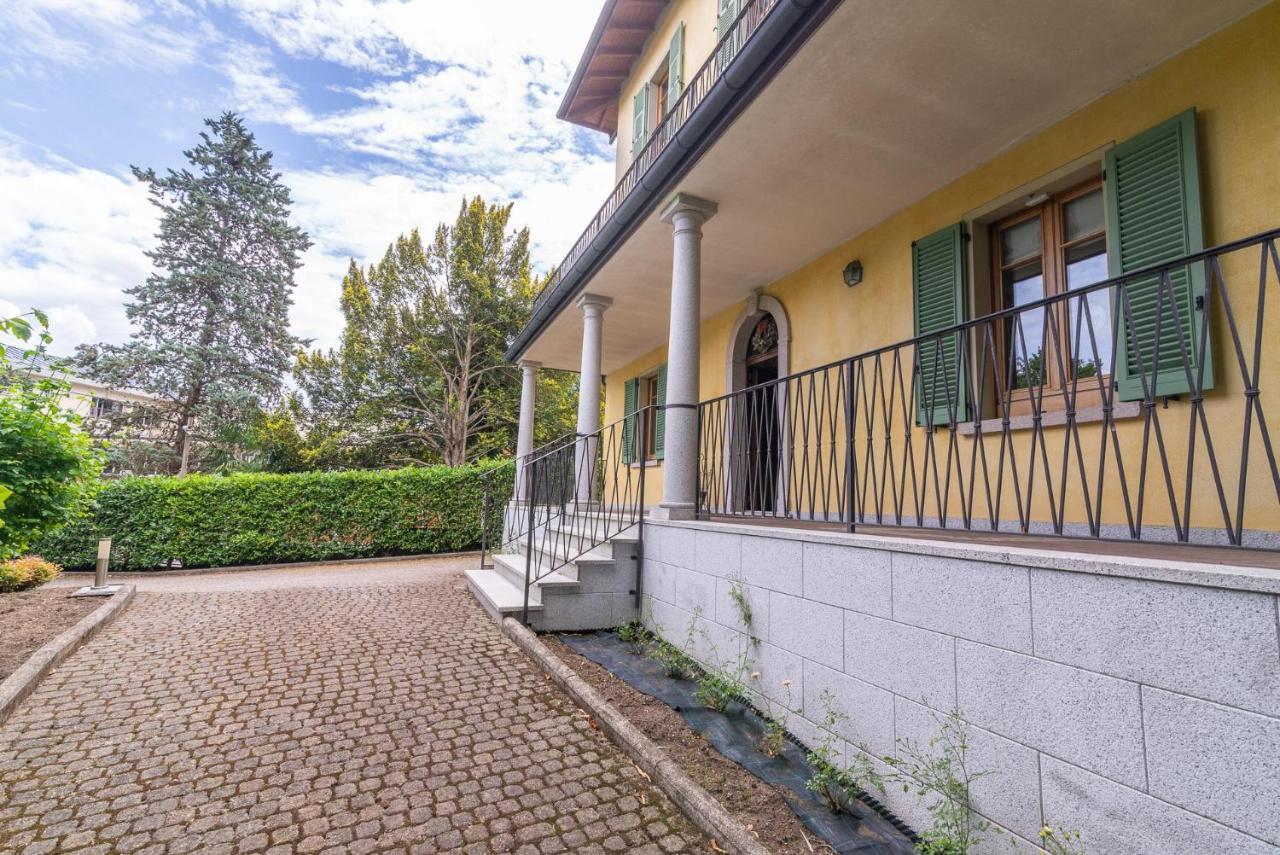 L'Ortensia Della Villa Isabella, Camera Con Vista Lago, Balcone Sul Parco E Bagno Esclusivo All'Esterno Della Camera Stresa Eksteriør bilde
