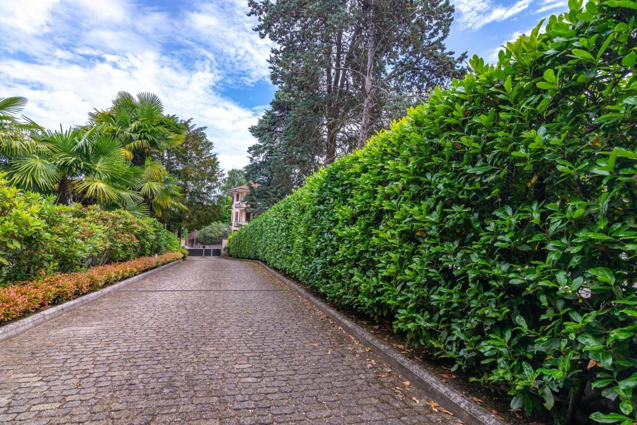 L'Ortensia Della Villa Isabella, Camera Con Vista Lago, Balcone Sul Parco E Bagno Esclusivo All'Esterno Della Camera Stresa Eksteriør bilde